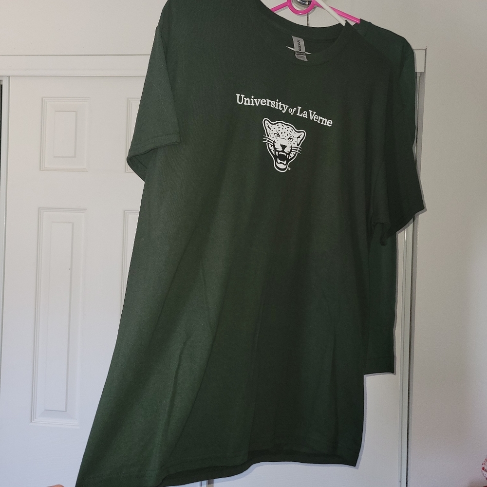 La Verne T shirts